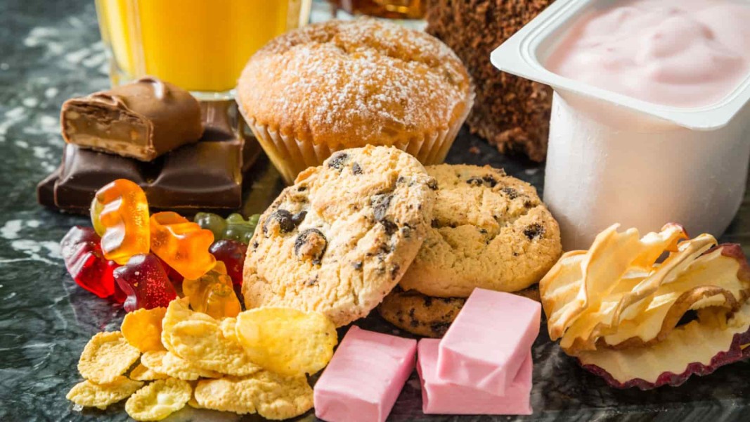 5 Makanan Pemicu Jerawat dan Komedo yang Wajib Dibatasi