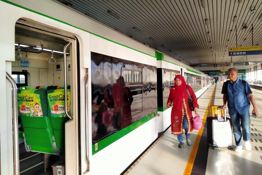 Jadwal KA Bandara YIA Xpress Tanpa Transit Lengkap Senin April 2026