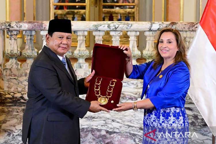 Visi Dekade Prabowo untuk Indonesia Berbasis Energi Terbarukan