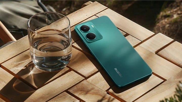 Realme P3 Lite Tawarkan Desain Ramping dan Baterai Tahan Lama Realme P3 Lite Tawarkan Desain Ramping dan Baterai Tahan Lama