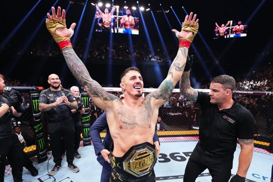 Jailton Almeida Merebutan Sabuk Kelas Berat UFC