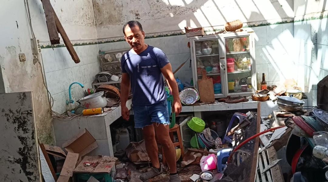 Ledakan Tabung Gas Hancurkan Rumah di Sananwetan Blitar, 1 Orang Luka Parah