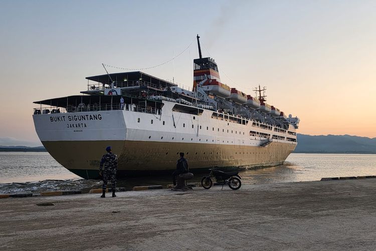 Jadwal Pelni KM Bukit Siguntang Januari 2026 Layani Rute Timur Indonesia Terbaru