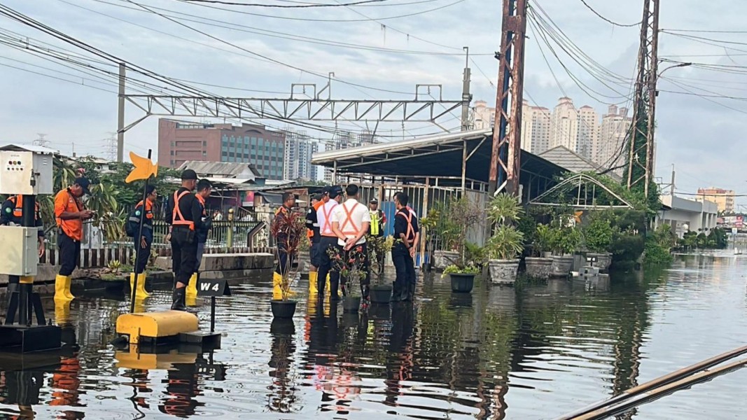 KAI Wisata Sampaikan Permohonan Maaf atas Gangguan Operasional Kereta Wisata Terdampak Banjir