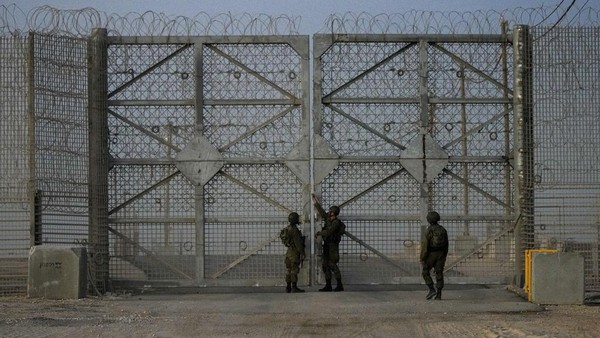 Israel Blokir Penyeberangan Utama, Pengiriman Bantuan ke Gaza Terhambat
