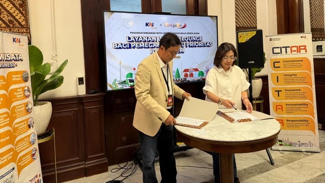 Bank Jatim dan KAI Wisata Hadirkan Layanan Premium Eksklusif untuk Nasabah Prioritas di Seluruh Stasiun