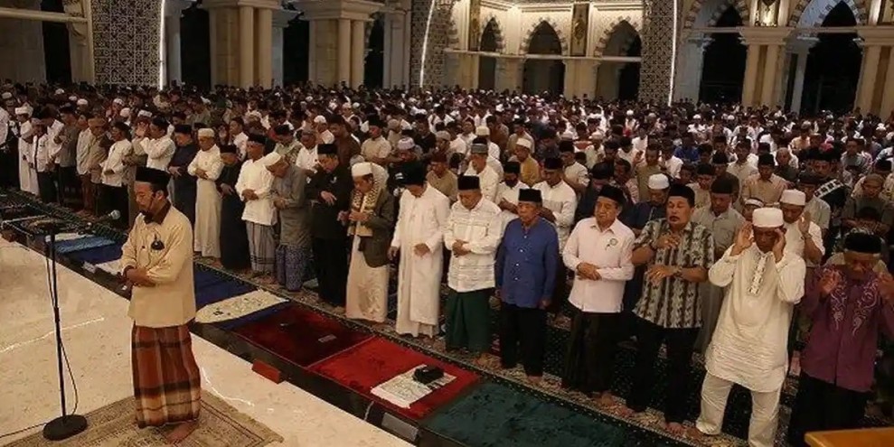 Sholat Witir dan Tarawih Ramadan: Tata Cara, Niat, Doa dan Keutamaannya