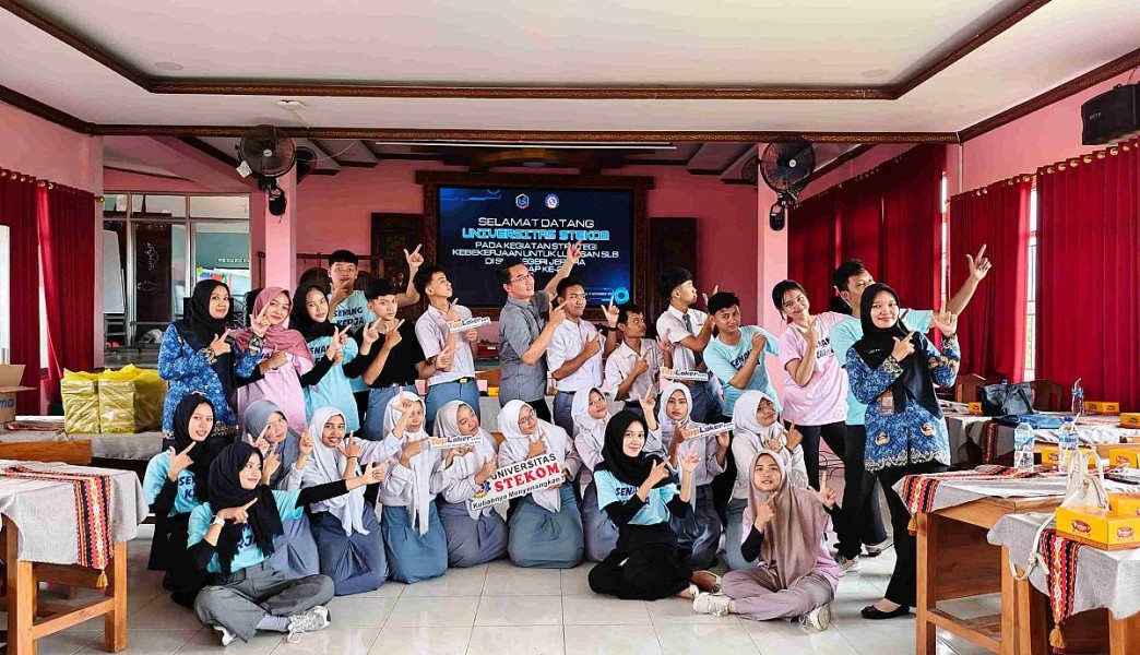 Misi Kemanusiaan Universitas STEKOM Menembus Batas Pendidikan Inklusi Di Pedesaan India