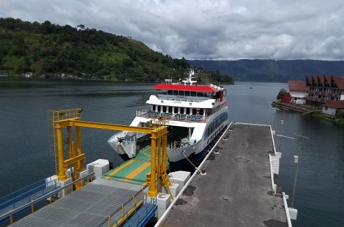 Lonjakan Arus Penyeberangan Danau Toba Saat Libur Imlek 2577 Kongzili Tahun 2026