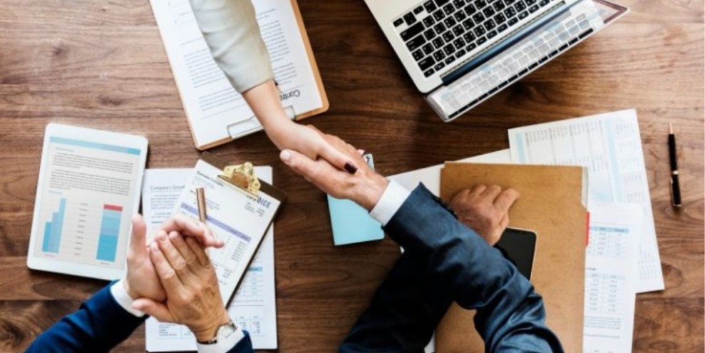 Cara Membuat CV Perusahaan: Panduan untuk Menyusun CV Profesional