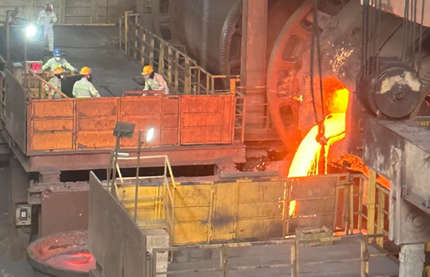 Hilirisasi Nikel di Indonesia: Pentingnya Industrialisasi untuk Mencegah Larinya Maslahat Nikel