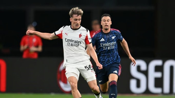 Arsenal Tundukkan AC Milan Lewat Gol Tunggal Saka