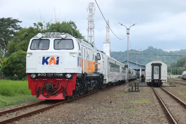 KAI Daop 5 Pulih, Operasional Kereta Kini Tepat Waktu