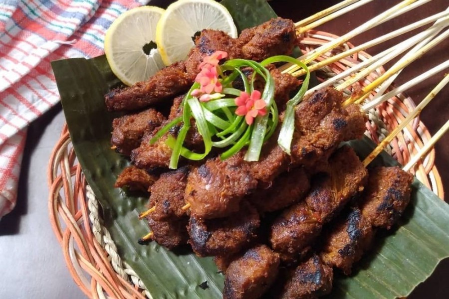 Sate Khas Abah Asli: Destinasi Kuliner Favorit yang Hadirkan Cita Rasa Otentik dan Digemari Kalangan Artis