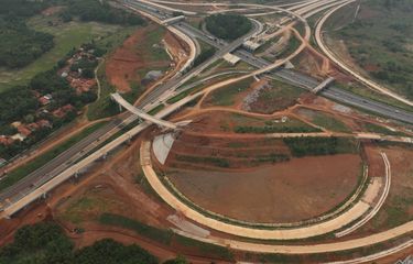 Proyek Tol Japek II Picu Krisis Ketahanan Pangan, Petani dan Aktivis Lingkungan Gelar Aksi Unjuk Rasa di Bekasi