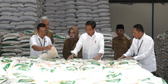 Bansos Beras 10 Kg Bisa Dicek Lewat HP