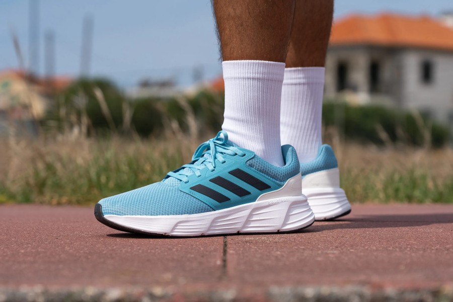 3 Sepatu Lari Adidas Murah, Sering Diskon dan Nyaman