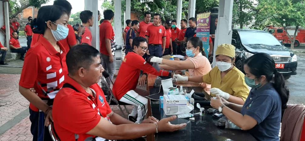 Respons Cepat Call Center 112 dan Damkar Kota Tunjukkan Kesiapsiagaan Layanan Kesehatan Tangani Pasien Darurat di Jalan Beruk Angis