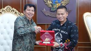 Strategi Penguatan Keuangan di Sulsel: Gubernur Sulsel dan OJK Sulselbar Giatkan KUR untuk Pangan