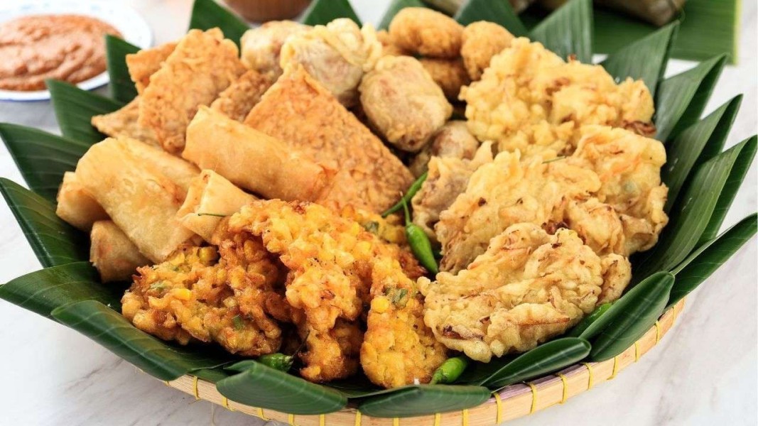 Makanan yang Harus Dihindari Saat Musim Hujan Agar Sehat
