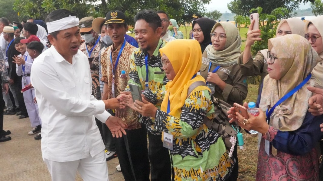 Jawa Barat Gelap Gulita: 140 Ribu Rumah Belum Teraliri Listrik, Gubernur Dedi Mulyadi Berkomitmen untuk Perubahan