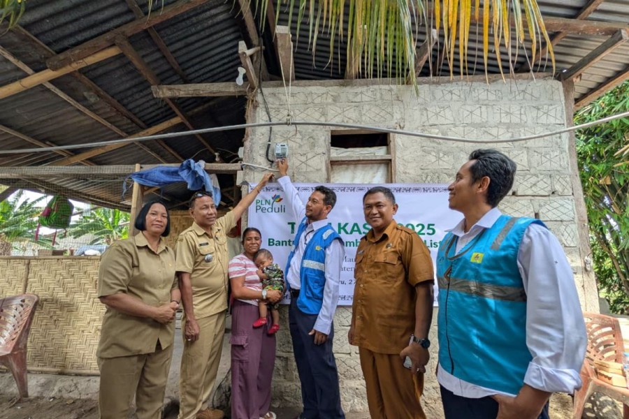 PLN Menyalakan Harapan di Tanah Sumba: Listrik untuk Ibadah dan Kehidupan Masyarakat