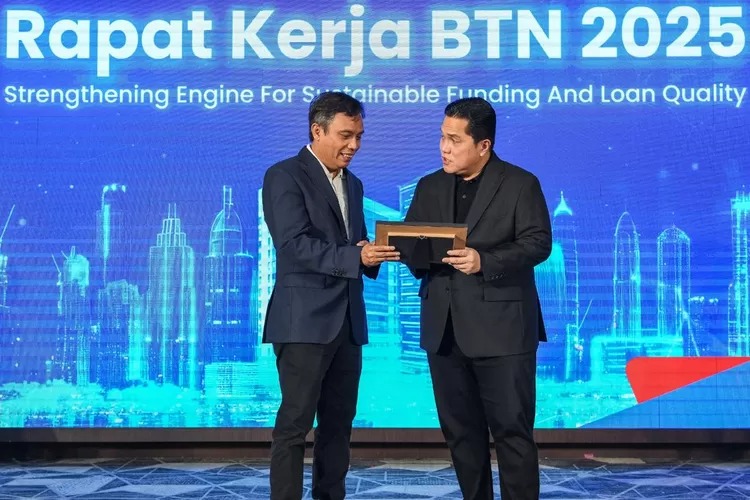 Menteri Erick Thohir Siap Terima Laporan Pemisahan Unit Syariah Bank BTN Pekan Ini