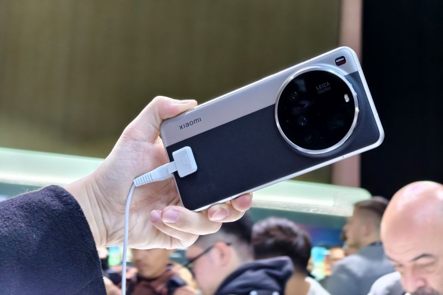 Performa Ngebut, Kamera Mewah: Xiaomi 15 Ultra