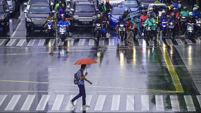 BMKG Peringatkan Hujan Merata di Jabodetabek Hari Ini