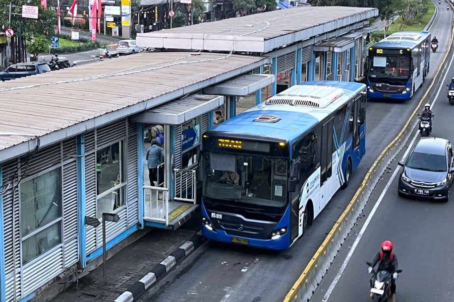 TransJakarta Sesuaikan Jam Operasional dan Gratiskan Layanan untuk Mudik Lebaran 1447 H