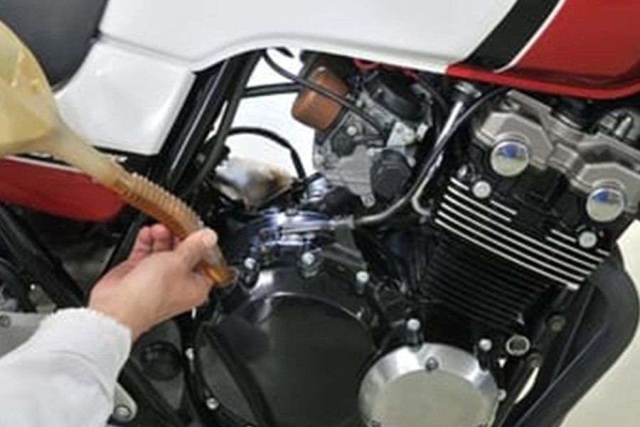Ganti Oli Motor Berapa Bulan Sekali? Berikut Panduan Lengkapnya