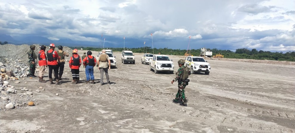 Tingkatkan Kesadaran Keselamatan Kerja, Satgas Yonif 611 Awang Long Didik Pekerja Non-Karyawan di PT. Freeport Indonesia
