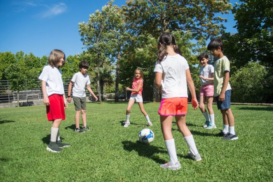 Sepak Bola dan Pendidikan Bisa Jalan Bersama