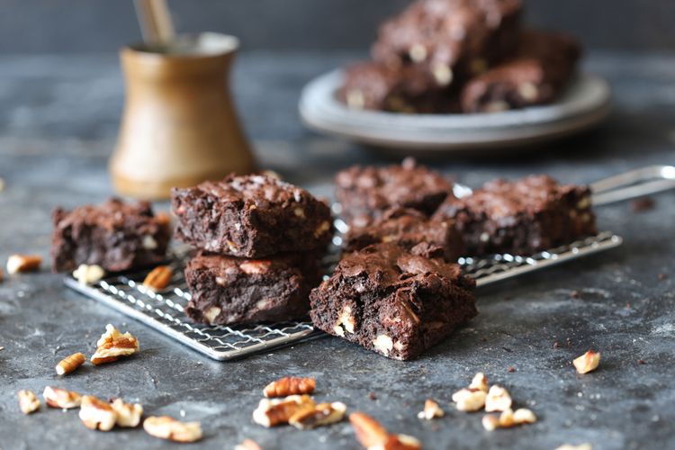 Rahasia Brownies Fudge Lembap dan Pekat ala Bakery Premium yang Bisa Dibuat di Rumah