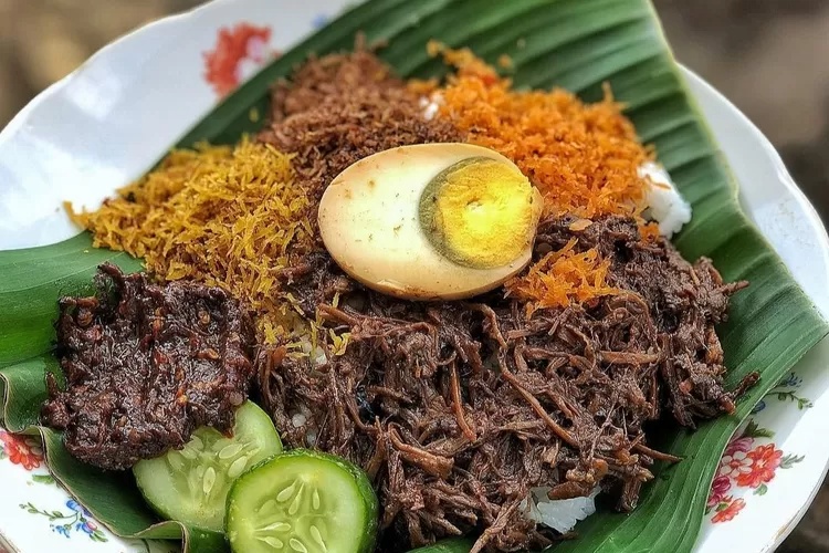 Kuliner Nasi Krawu Otentik di Malang