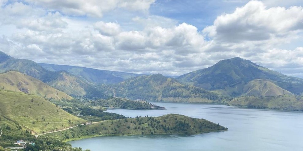 Samosir Menjadi Contoh Wisata Bersih: Kolaborasi Astra dan Pemerintah Ciptakan Pengalaman Wisata Berkelanjutan