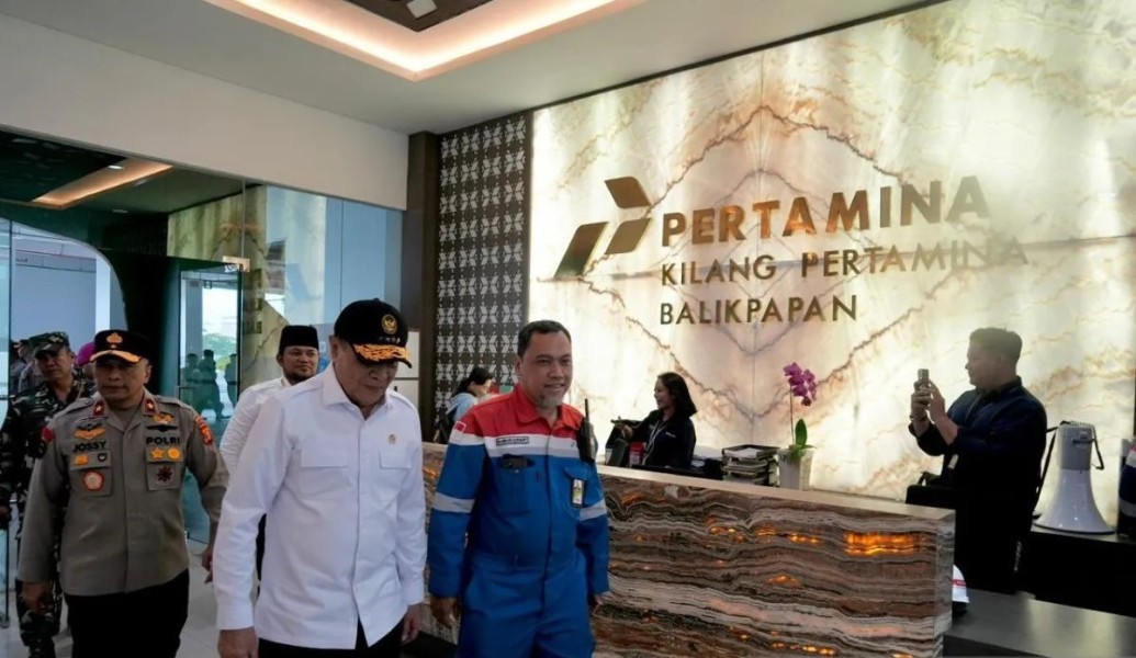 Menko Polkam Tinjau Kilang Balikpapan untuk Pastikan Pasokan BBM Nasional Tetap Aman