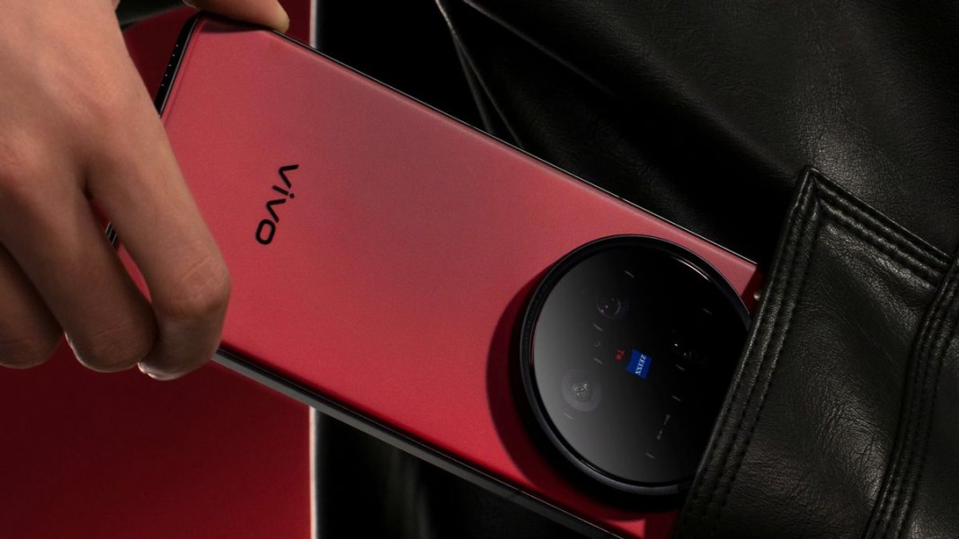 Kecanggihan Vivo X200 Ultra: Desain Mewah, Kamera Super