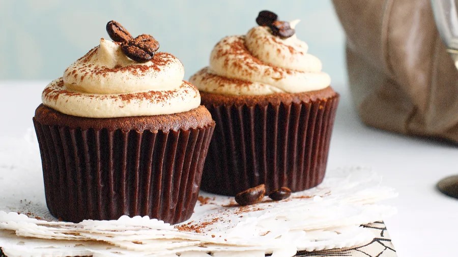 Cara Mudah Membuat Chocolate Mocha Cupcake Moist dengan Rasa Kopi Nikmat