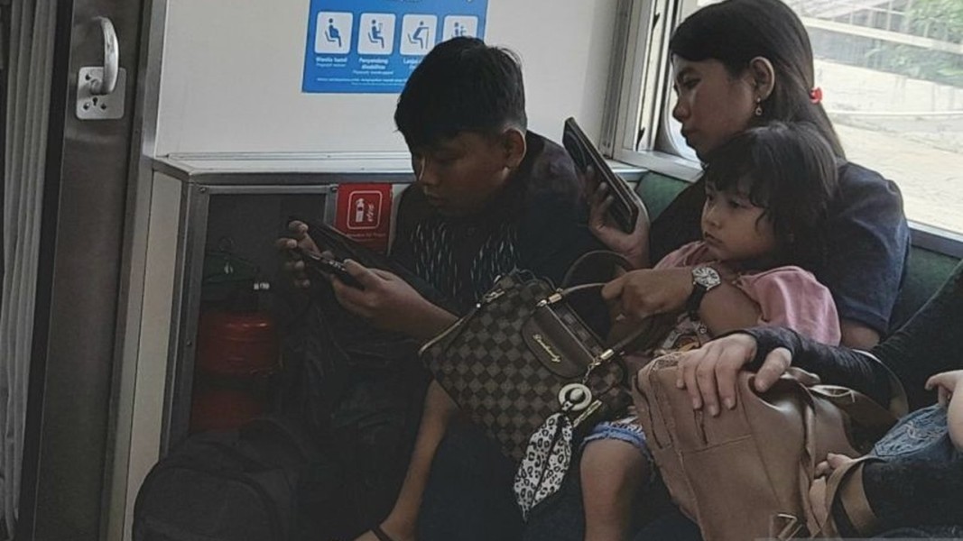 PP Tunas Berlaku Orangtua Wajib Jadi Sahabat Anak Digital