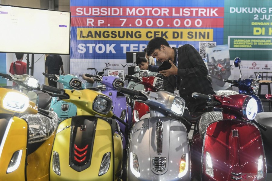 Program Subsidi Konversi Motor Listrik Menunggu Kepastian 2025: Perlu Revisi Aturan dan Dukungan Anggaran