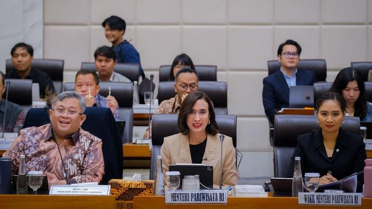 Pariwisata Indonesia Kian Dilirik Dunia, Devisa dan Kunjungan Terus Meningkat