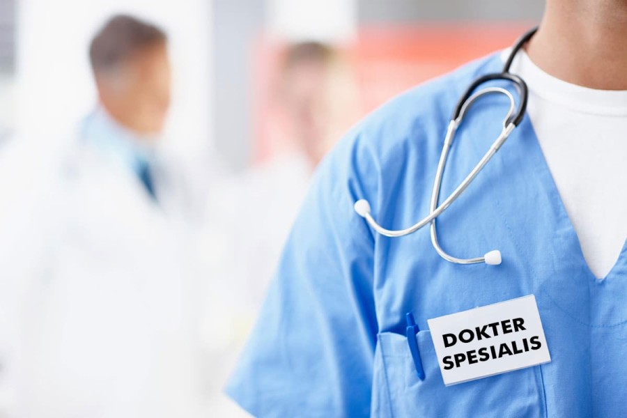 Dokter Spesialis Turun ke Desa Layani Warga Gratis