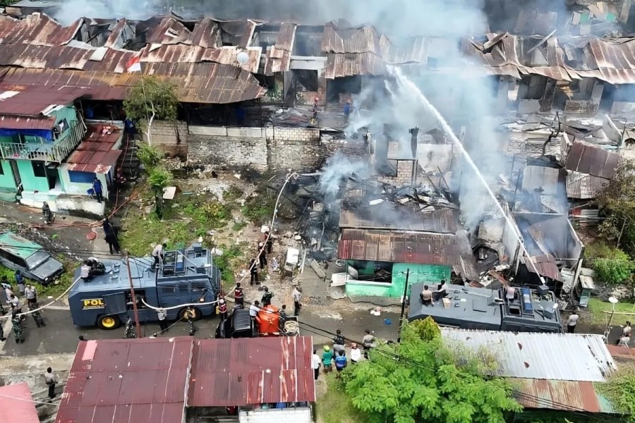 Polri Kerahkan Water Cannon Bantu Padamkan Kebakaran Jayapura