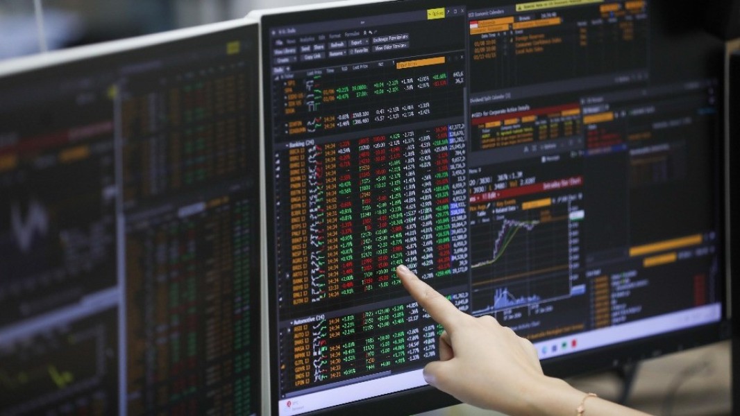 Prediksi IHSG Menguat Hari Ini, Simak Rekomendasi Saham Pilihan 13 Januari 2026