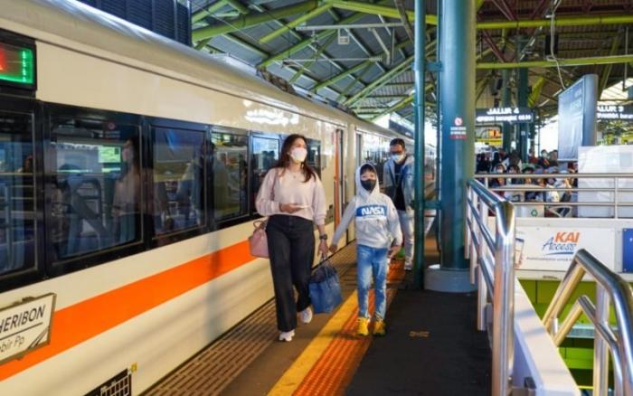 Hari Pertama Operasi Nataru, KAI Berangkatkan Lebih dari 101 Ribu Penumpang