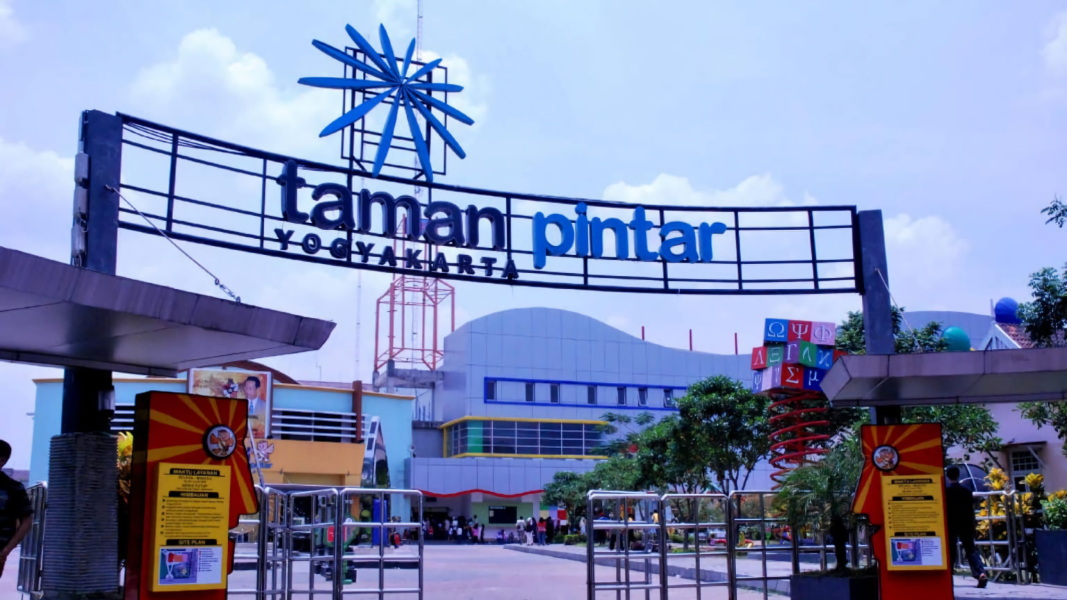 10 Tempat Wisata Indoor Terbaik di Jogja yang Tetap Seru Saat Hujan