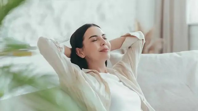 7 Jenis Istirahat Penting Selain Tidur untuk Pulihkan Energi