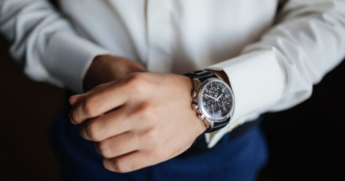 5 Jam Tangan Pria Stylish untuk Penampilan Elegan