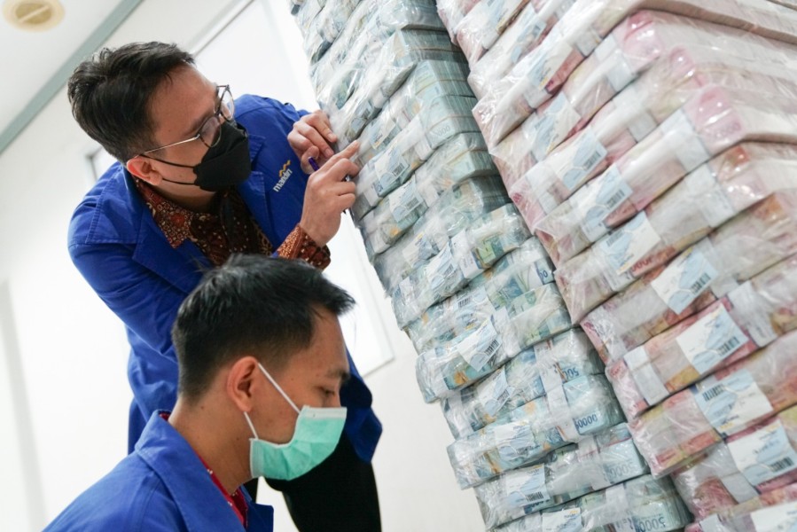 Bank Mandiri Siapkan Call Center 14000 untuk Bantu Transaksi Nataru Bank Mandiri Siapkan Call Center 14000 untuk Bantu Transaksi Nataru